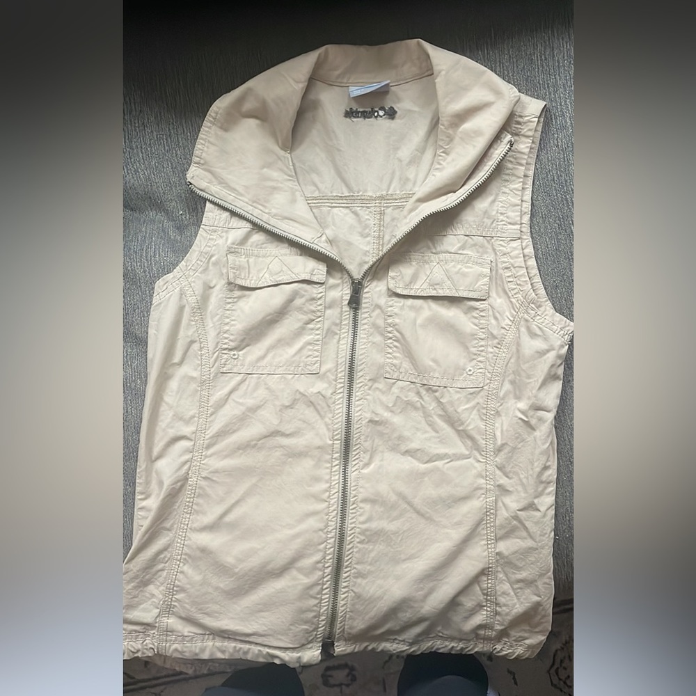 Tan Columbia vest